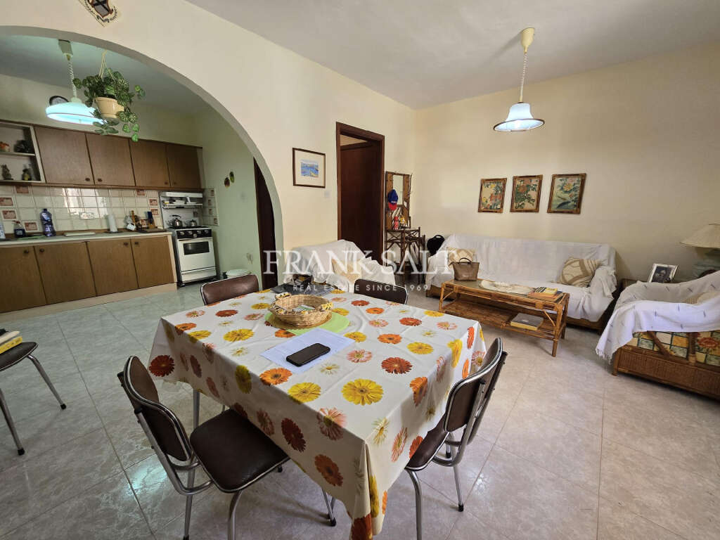 2 Bed, ApartmentFor Sale, Qawra, Malta
