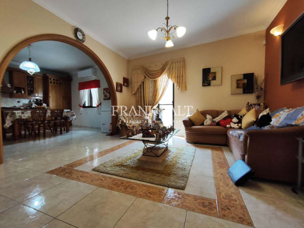 3 Bed, ApartmentFor Sale, Cospicua, Malta