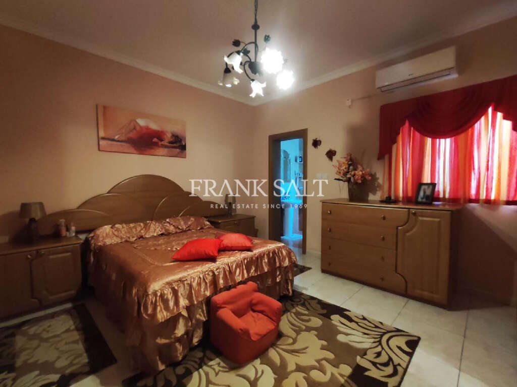 3 Bed, ApartmentFor Sale, Cospicua, Malta