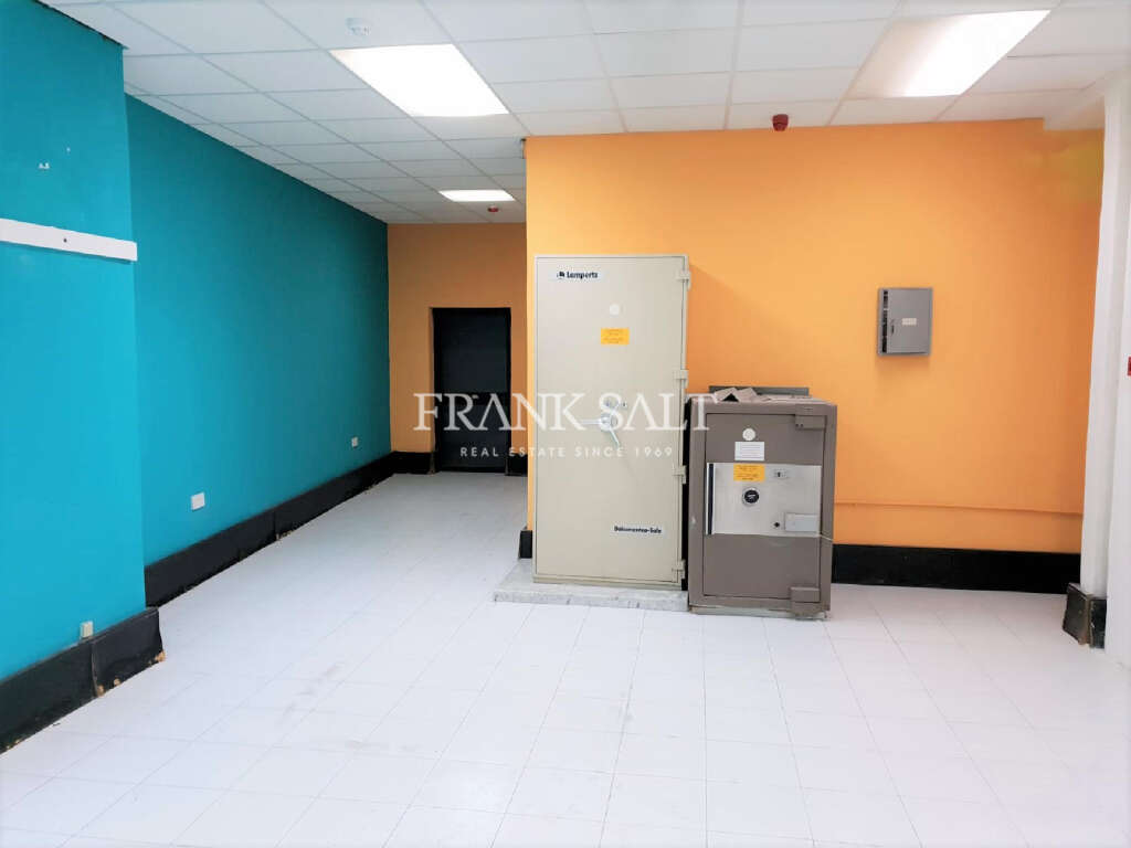 HouseFor Sale, Qormi, Malta