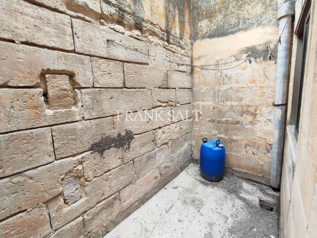 1 Bed, HouseFor Sale, Qormi, Malta