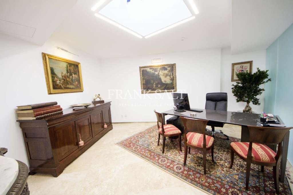 Commercial Property, For Sale