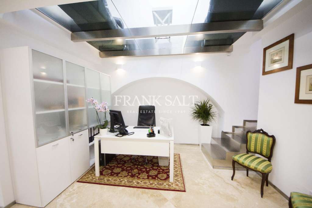 Commercial Property, For Sale