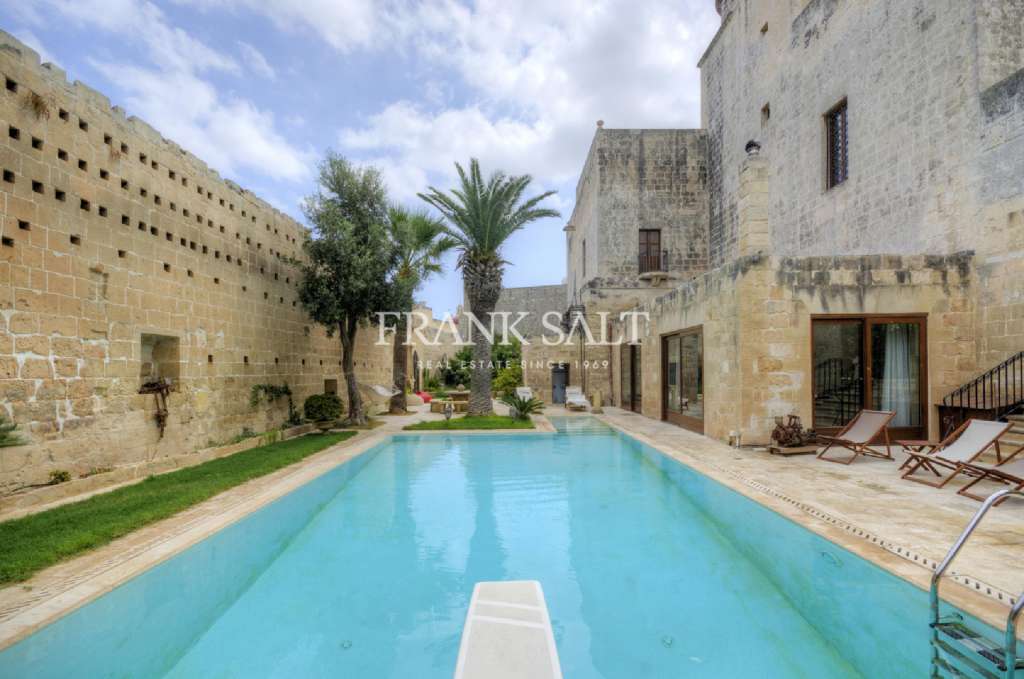 4 Bed, HouseFor Sale, Qormi, Malta