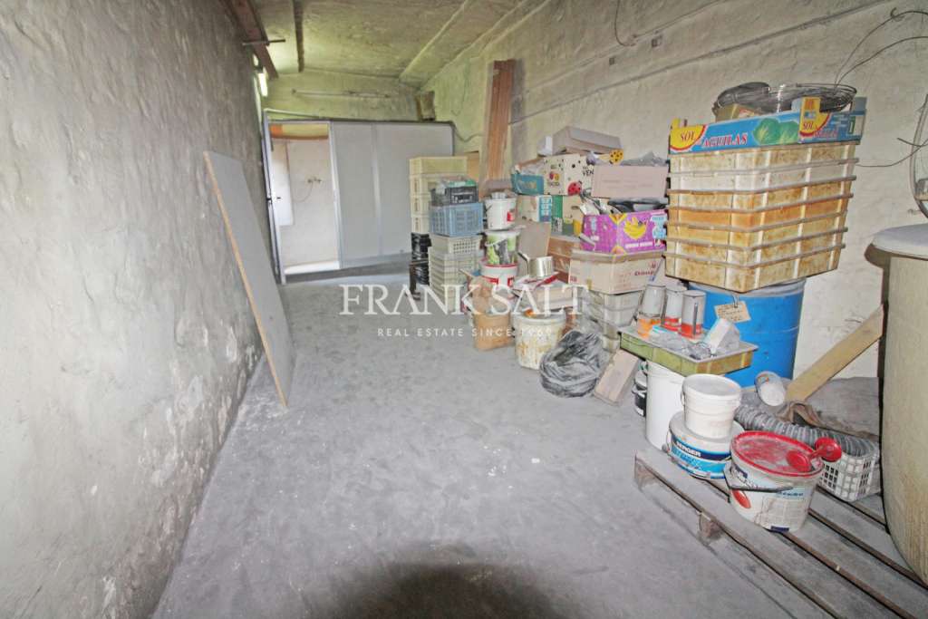 Commercial Property, For Sale