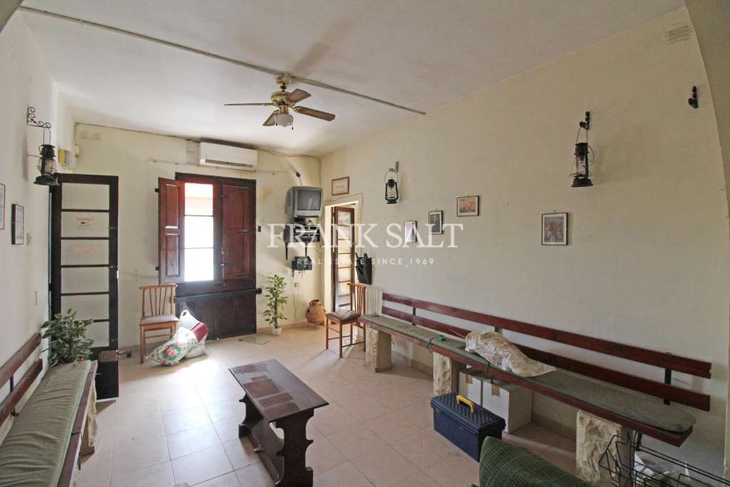 Commercial Property, For Sale