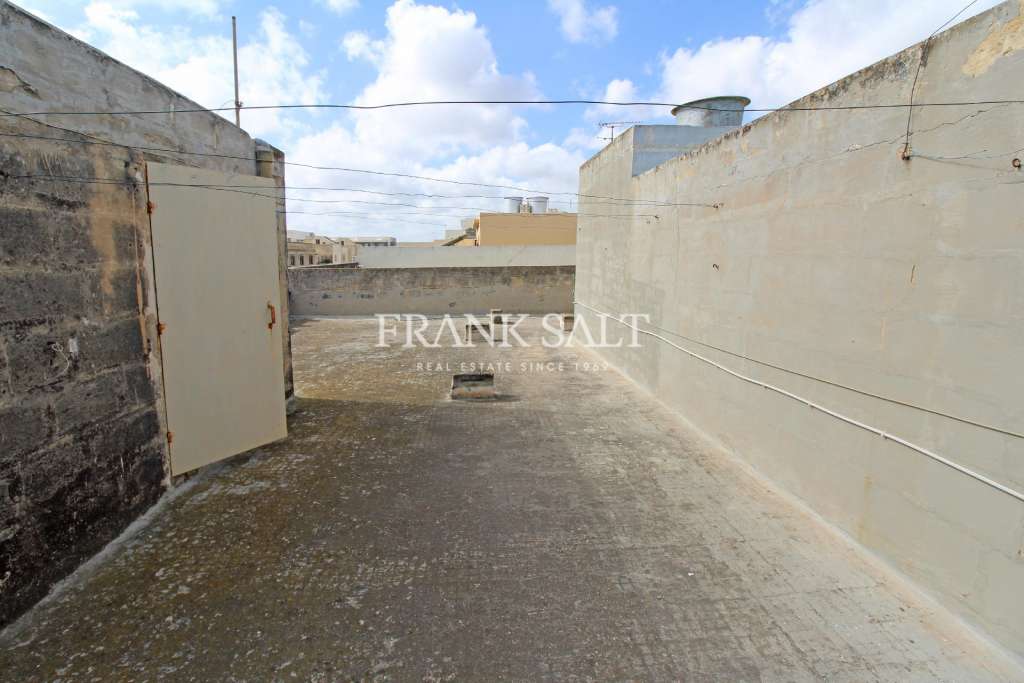 Commercial Property, For Sale
