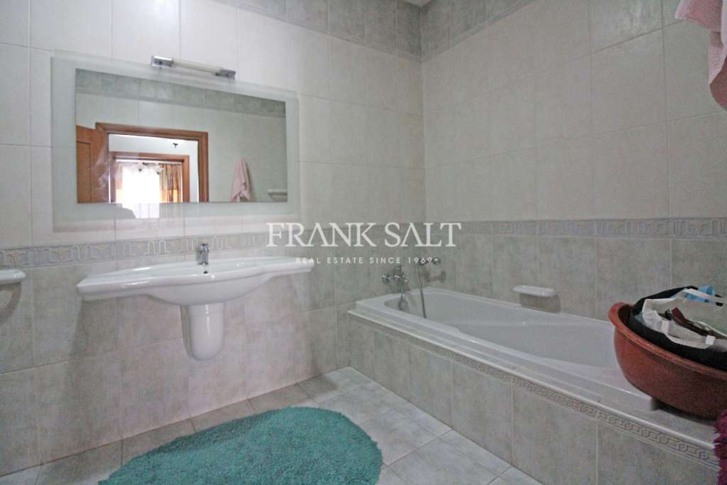 3 Bed, ApartmentFor Sale, Mosta, Malta