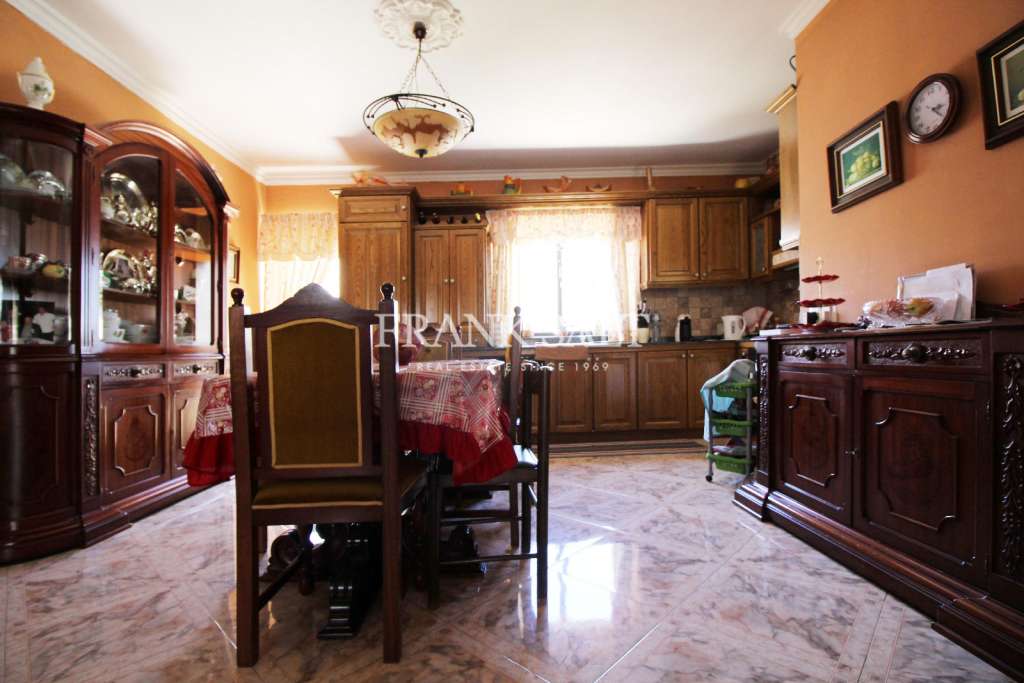 3 Bed, ApartmentFor Sale, Qawra, Malta