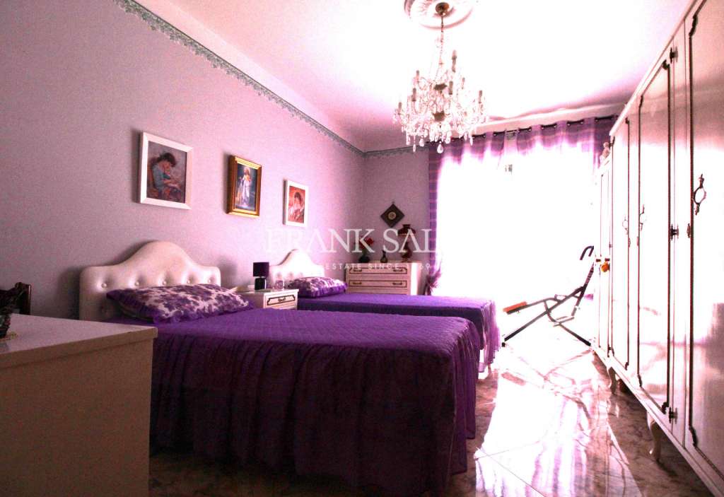 3 Bed, ApartmentFor Sale, Qawra, Malta
