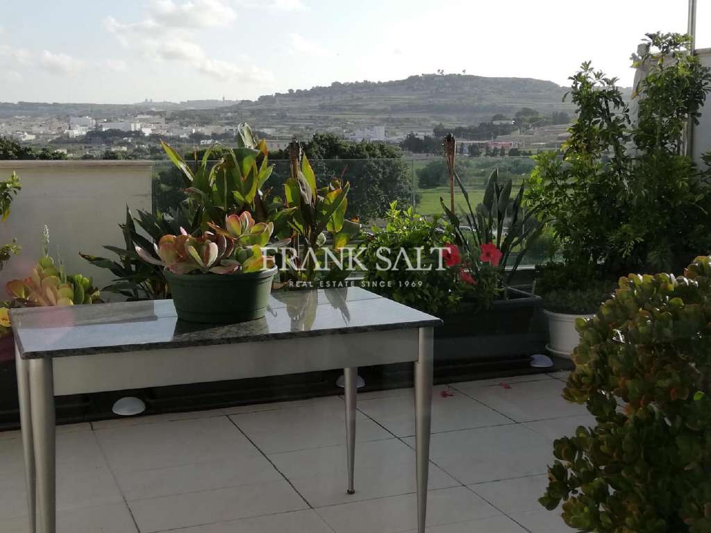 2 Bed, ApartmentFor Sale, Qawra, Malta