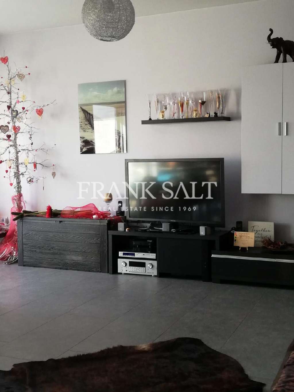 2 Bed, ApartmentFor Sale, Qawra, Malta