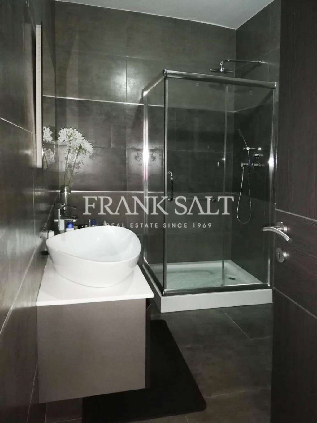 2 Bed, ApartmentFor Sale, Qawra, Malta