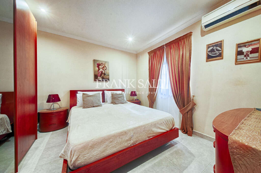 3 Bed, ApartmentFor Sale, Qawra, Malta