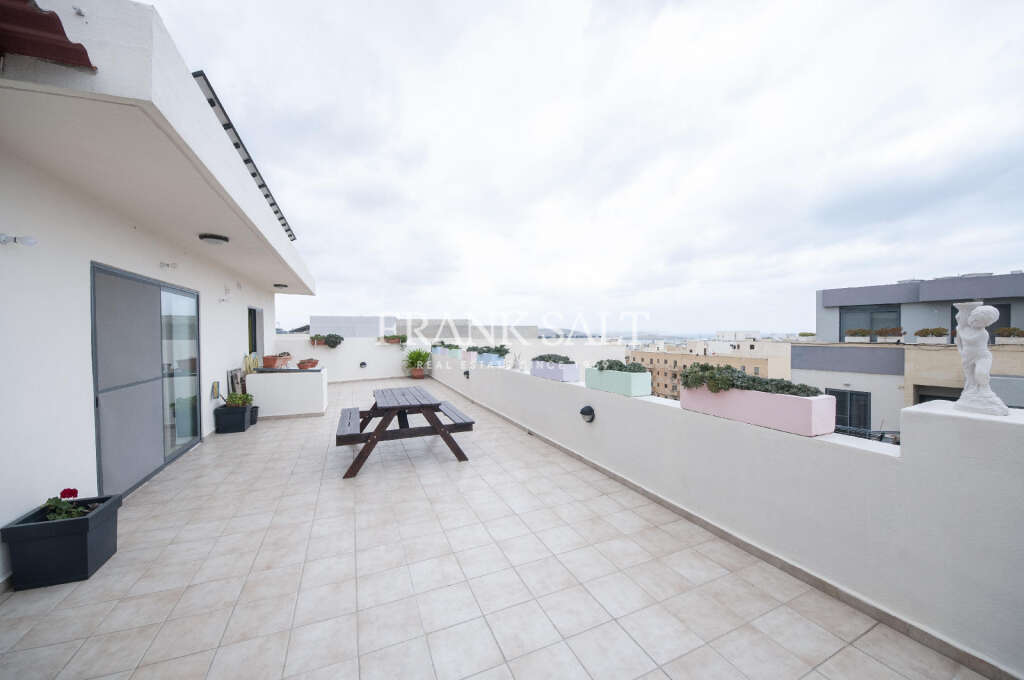 3 Bed, ApartmentFor Sale, Qawra, Malta