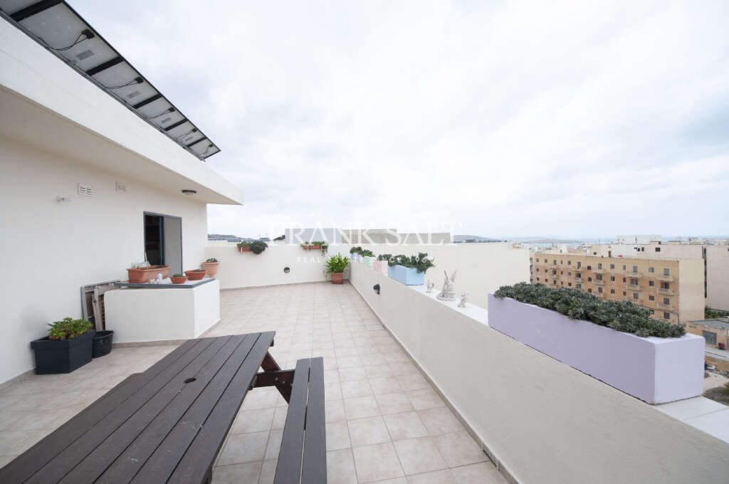 3 Bed, ApartmentFor Sale, Qawra, Malta