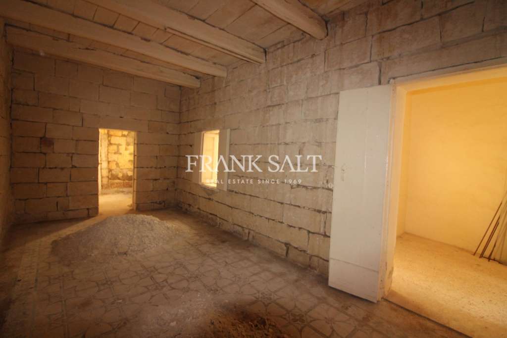 Commercial Property, For Sale