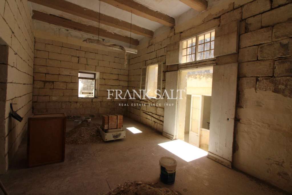 Commercial Property, For Sale