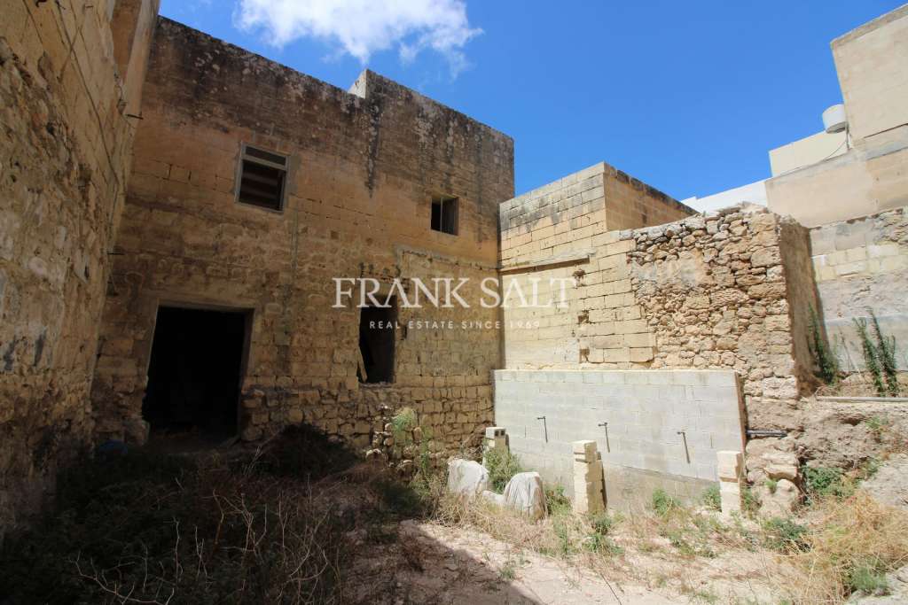 Commercial Property, For Sale