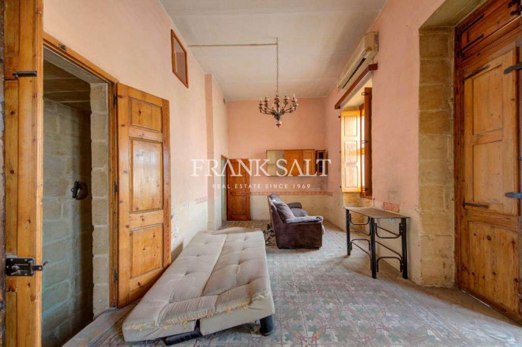 Commercial Property, For Sale