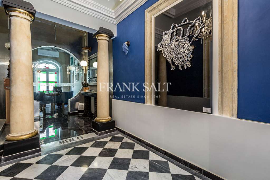 Commercial Property, For Sale