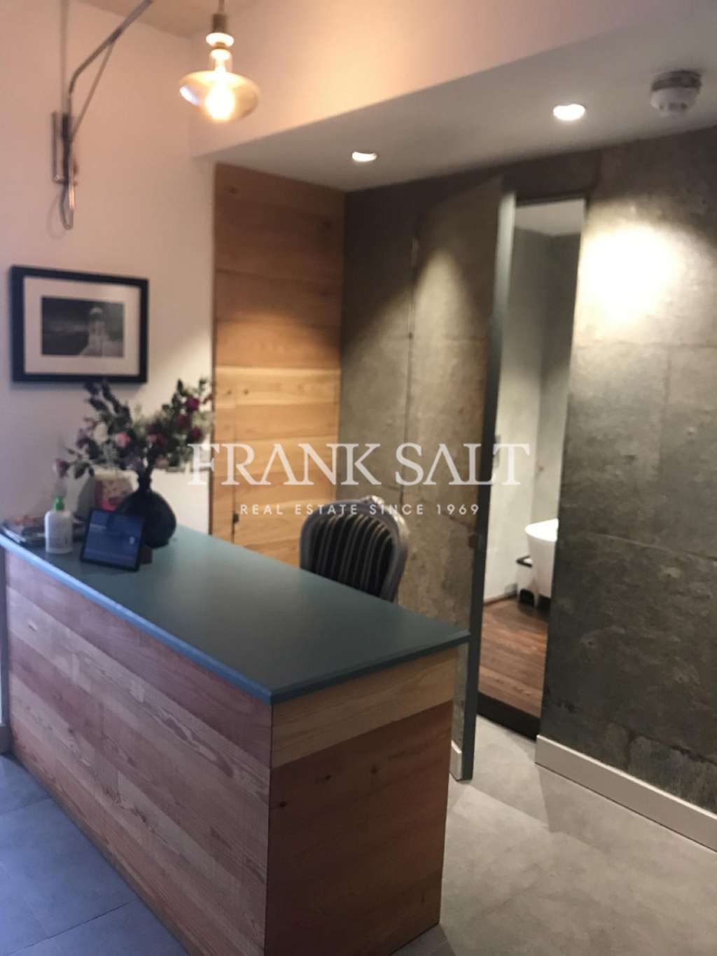 Commercial Property, For Sale