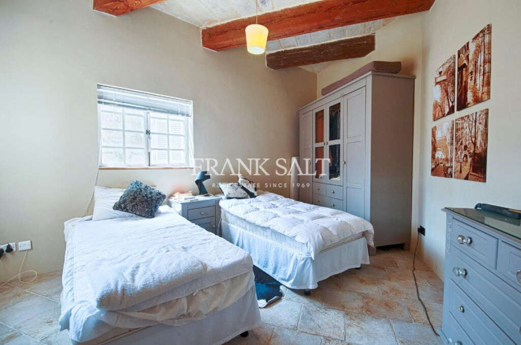 2 Bed, HouseFor Sale, Lija, Malta