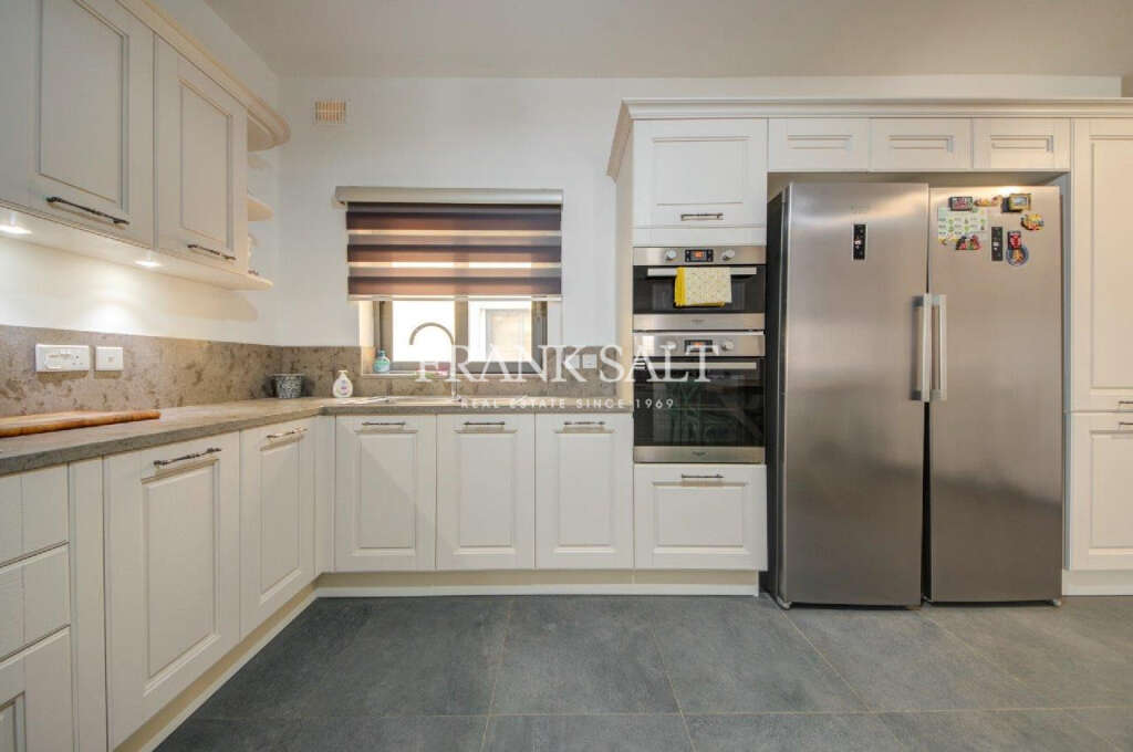 3 Bed, ApartmentFor Sale, Zurrieq, Malta