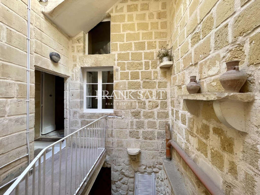 2 Bed, HouseFor Sale, Senglea, Malta