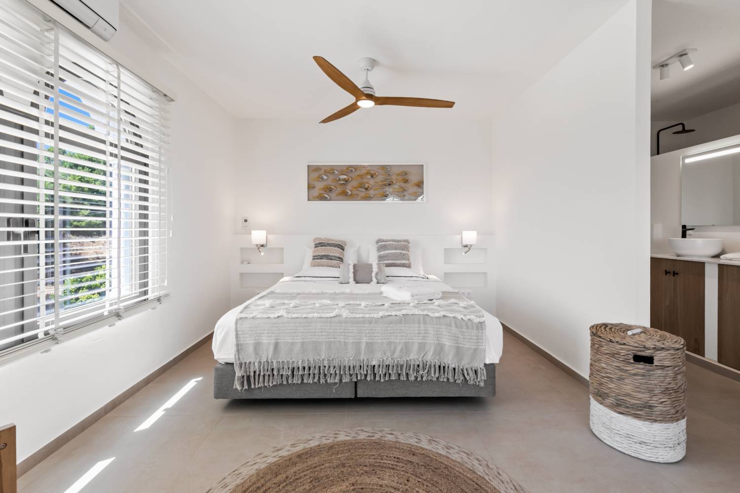 5 Bed, 5 Bath, HouseFor Sale, Estepona, Malaga, 29680