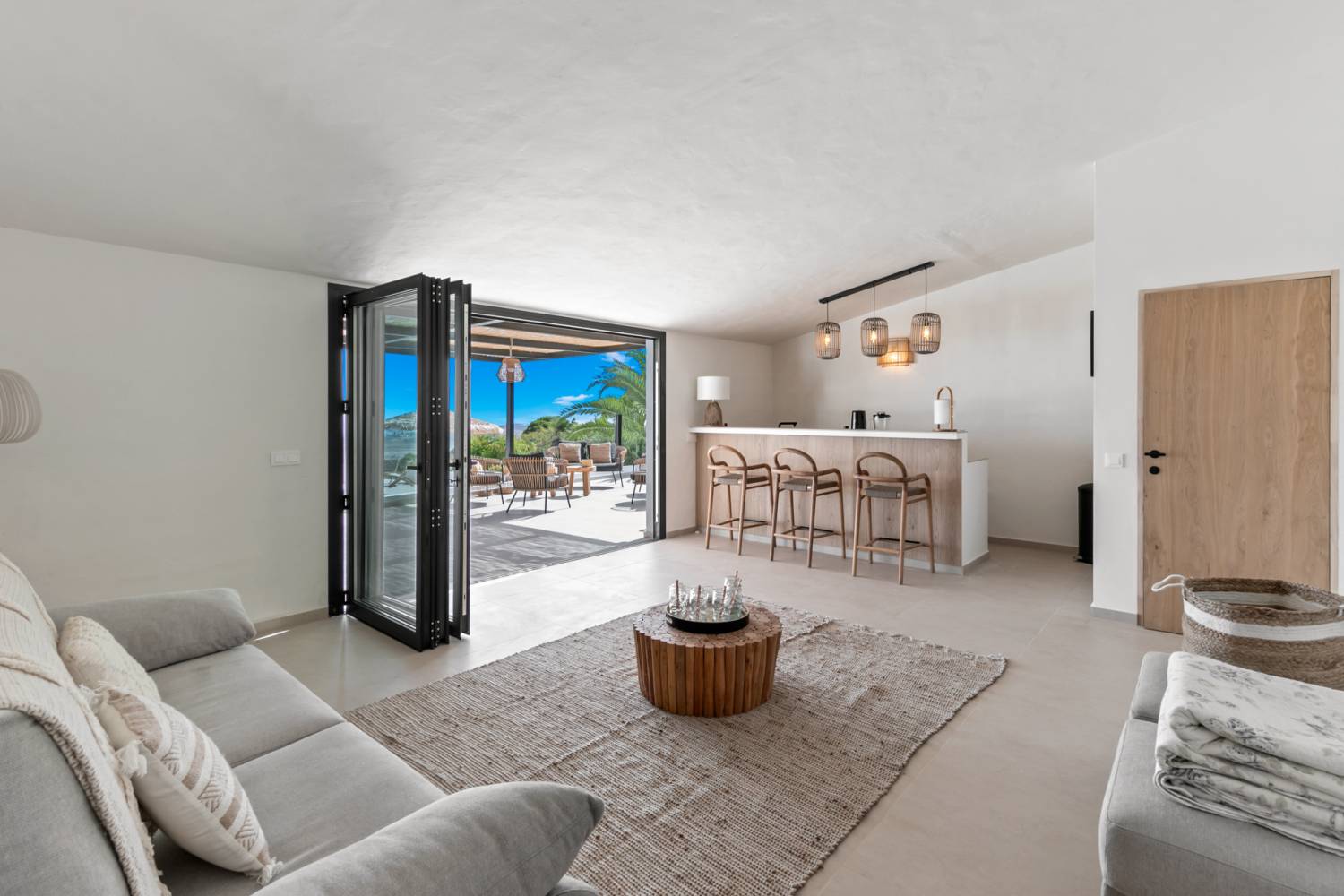 5 Bed, 5 Bath, HouseFor Sale, Estepona, Malaga, 29680