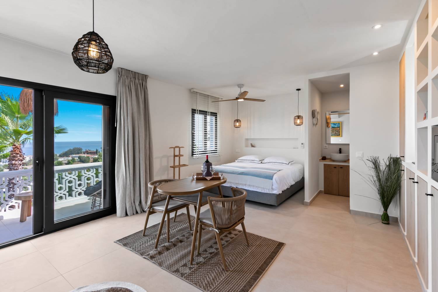 5 Bed, 5 Bath, HouseFor Sale, Estepona, Malaga, 29680