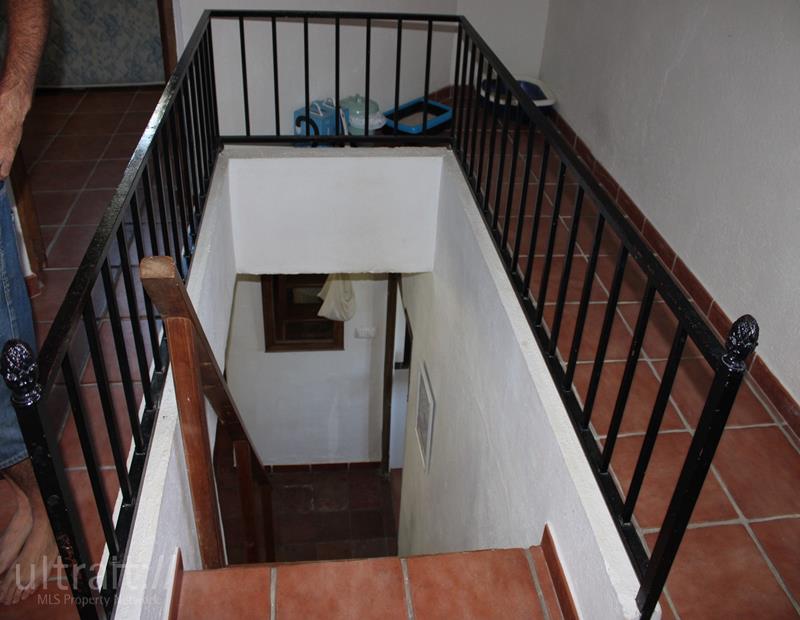 6 Bed, 2 Bath, HouseFor Sale, Zahara de La Sierra, Cadiz, 11688