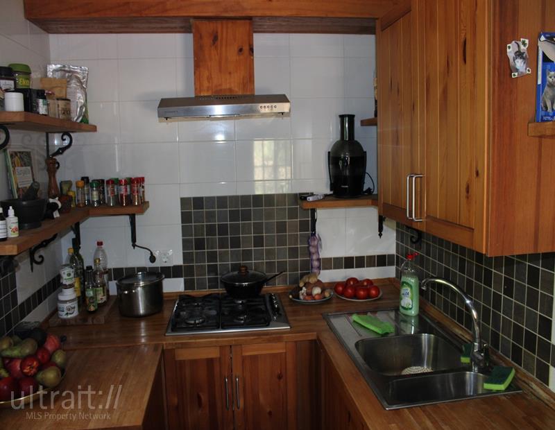 6 Bed, 2 Bath, HouseFor Sale, Zahara de La Sierra, Cadiz, 11688