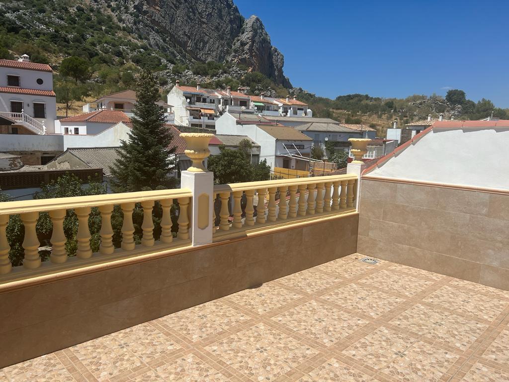 4 Bed, 2 Bath, ApartmentFor Sale, Montejaque, Malaga, 29360