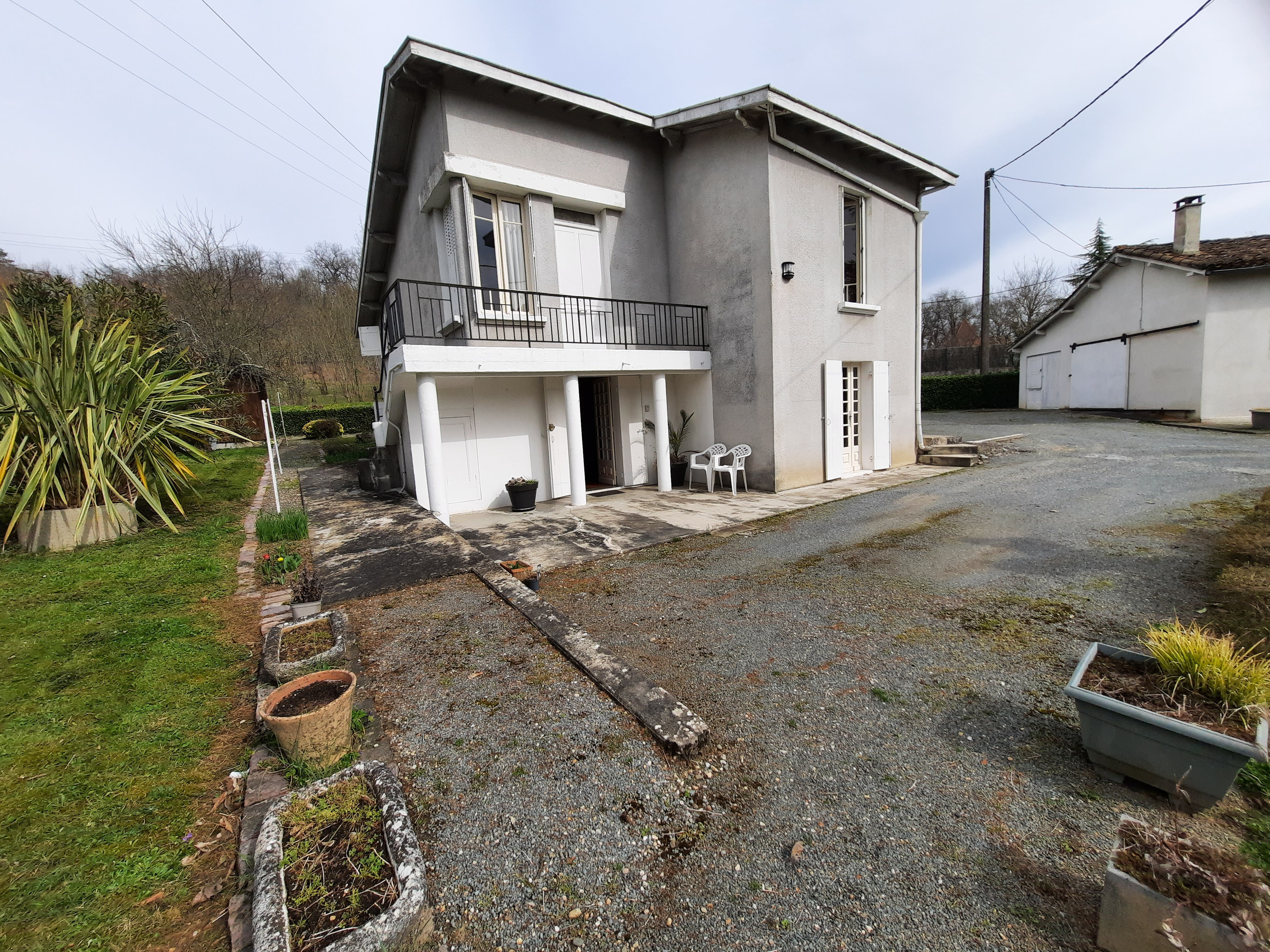 4 Bed, 1 Bath, HouseFor Sale, Eymet, Dordogne, Aquitaine, 24500