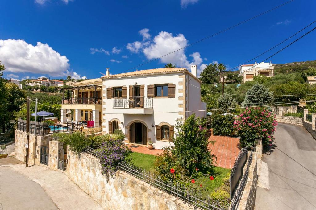 4 Bed, 3 Bath, HouseFor Sale, Chania, Crete