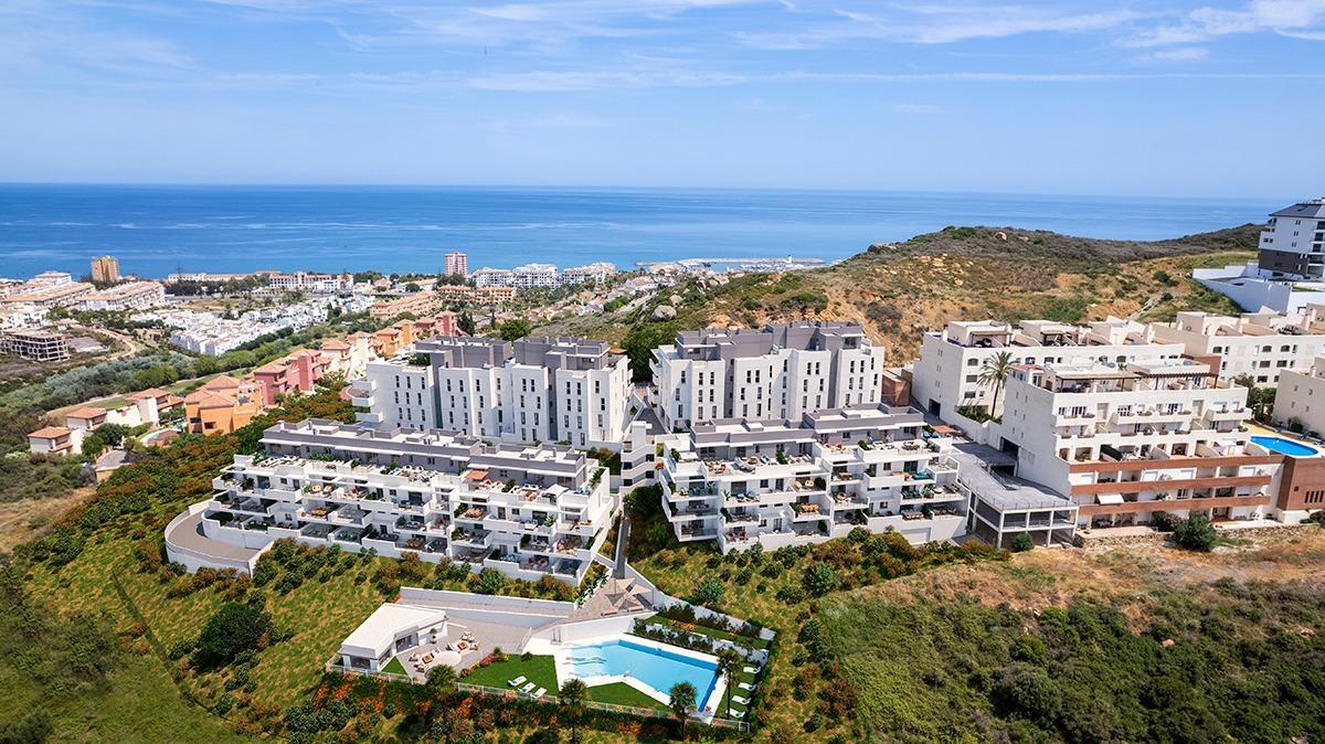 3 Bed, 2 Bath, ApartmentFor Sale, Manilva, Costa del Sol