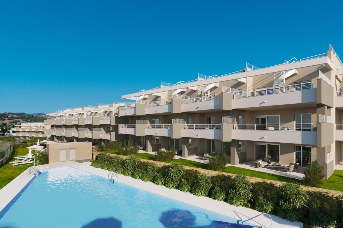 3 Bed, 2 Bath, ApartmentFor Sale, Estepona, Costa del Sol