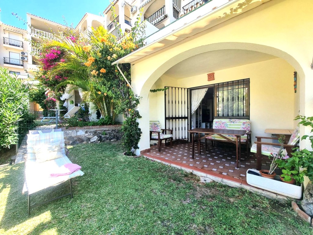 2 Bed, 1 Bath, ApartmentFor Sale, Riviera, Malaga