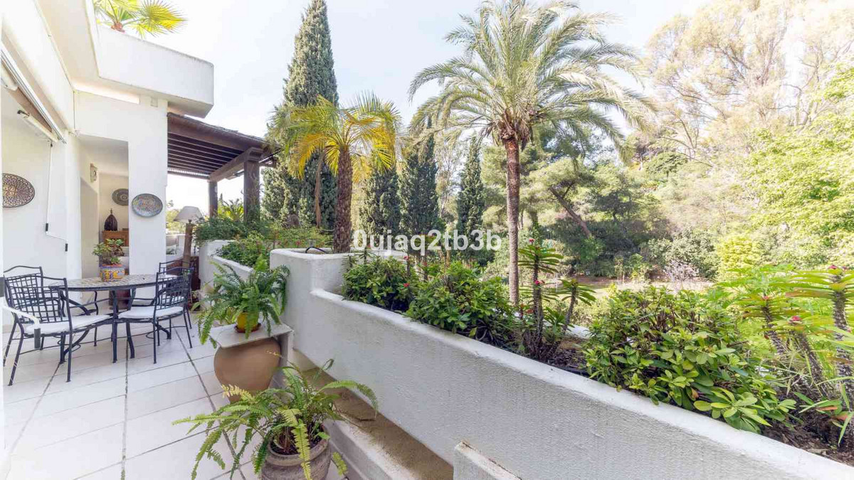 2 Bed, 2 Bath, ApartmentFor Sale, The Golden Mile, Malaga