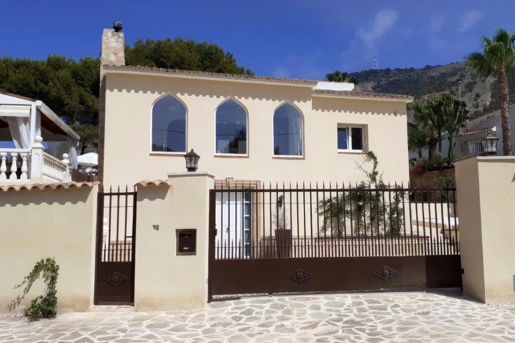 3 Bed, 4 Bath, HouseFor Sale, Albir, Alicante