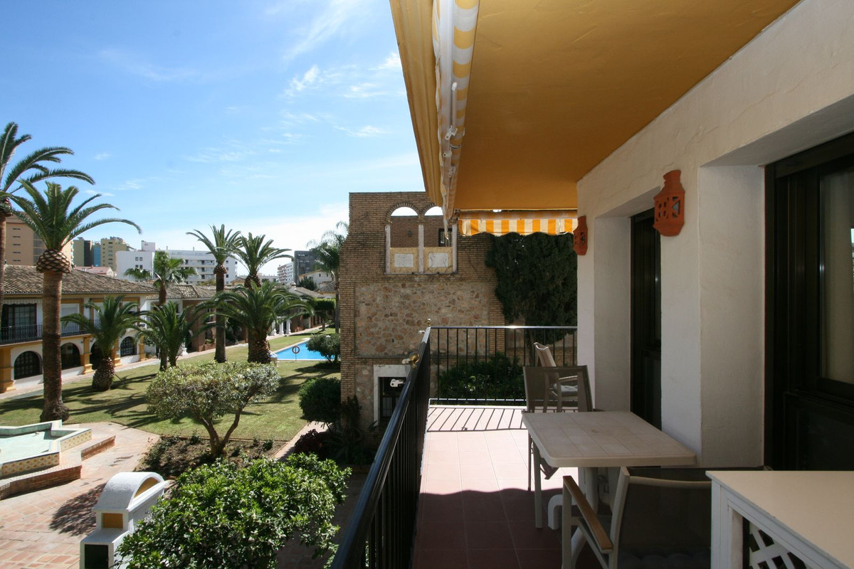 2 Bed, 2 Bath, ApartmentFor Sale, Fuengirola, Malaga