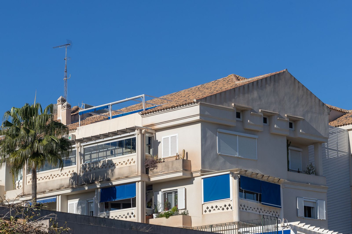 6 Bed, 3 Bath, ApartmentFor Sale, Torremolinos, Malaga