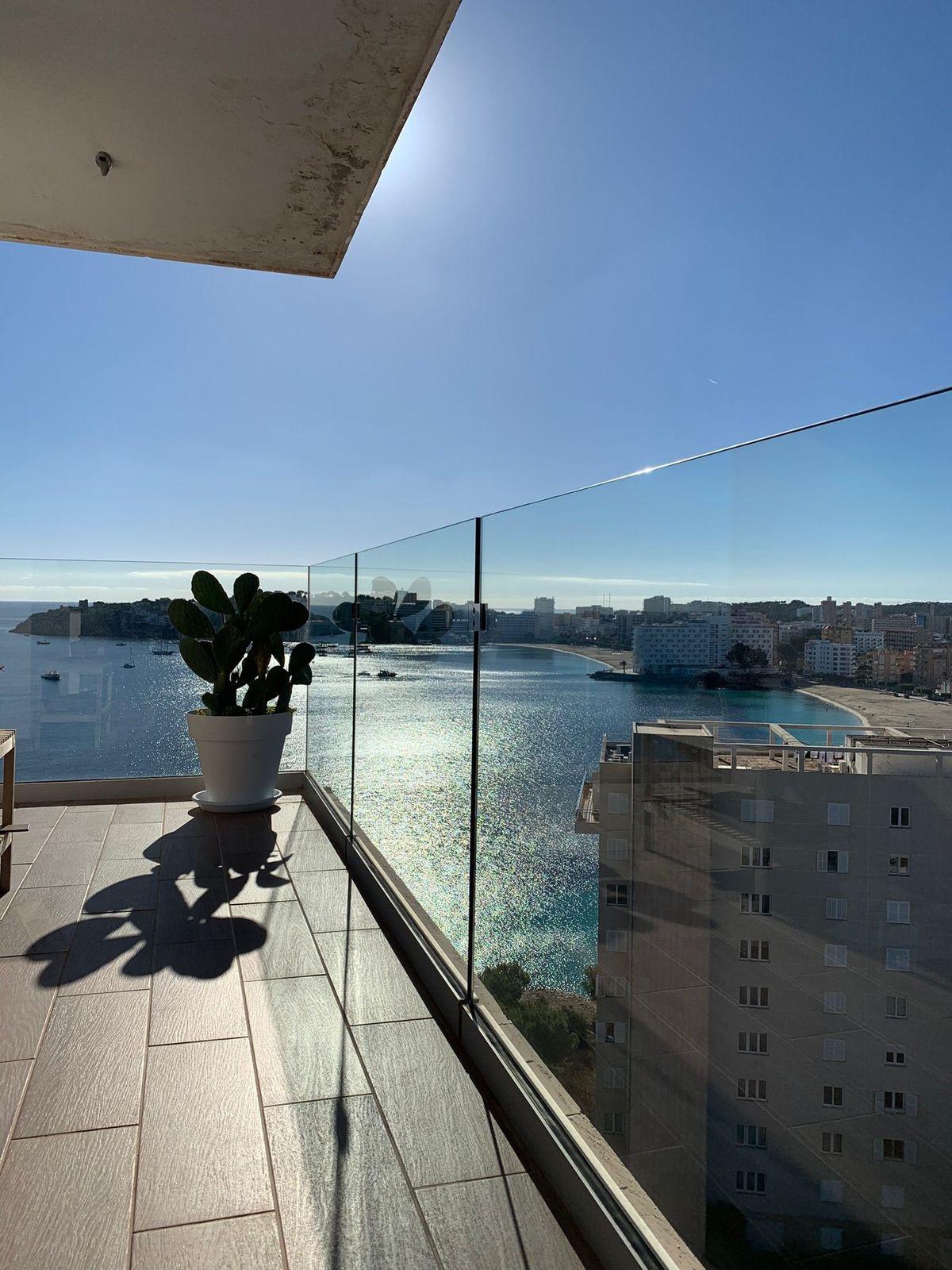 3 Bed, 2 Bath, ApartmentFor Sale, Calvia, Islas Baleares