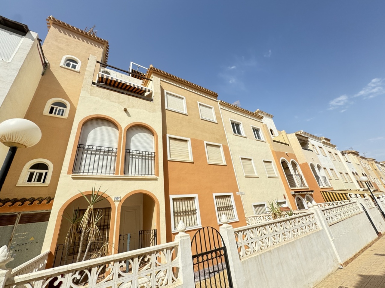 2 Bed, 1 Bath, ApartmentFor Sale, Torrevieja, Alicante