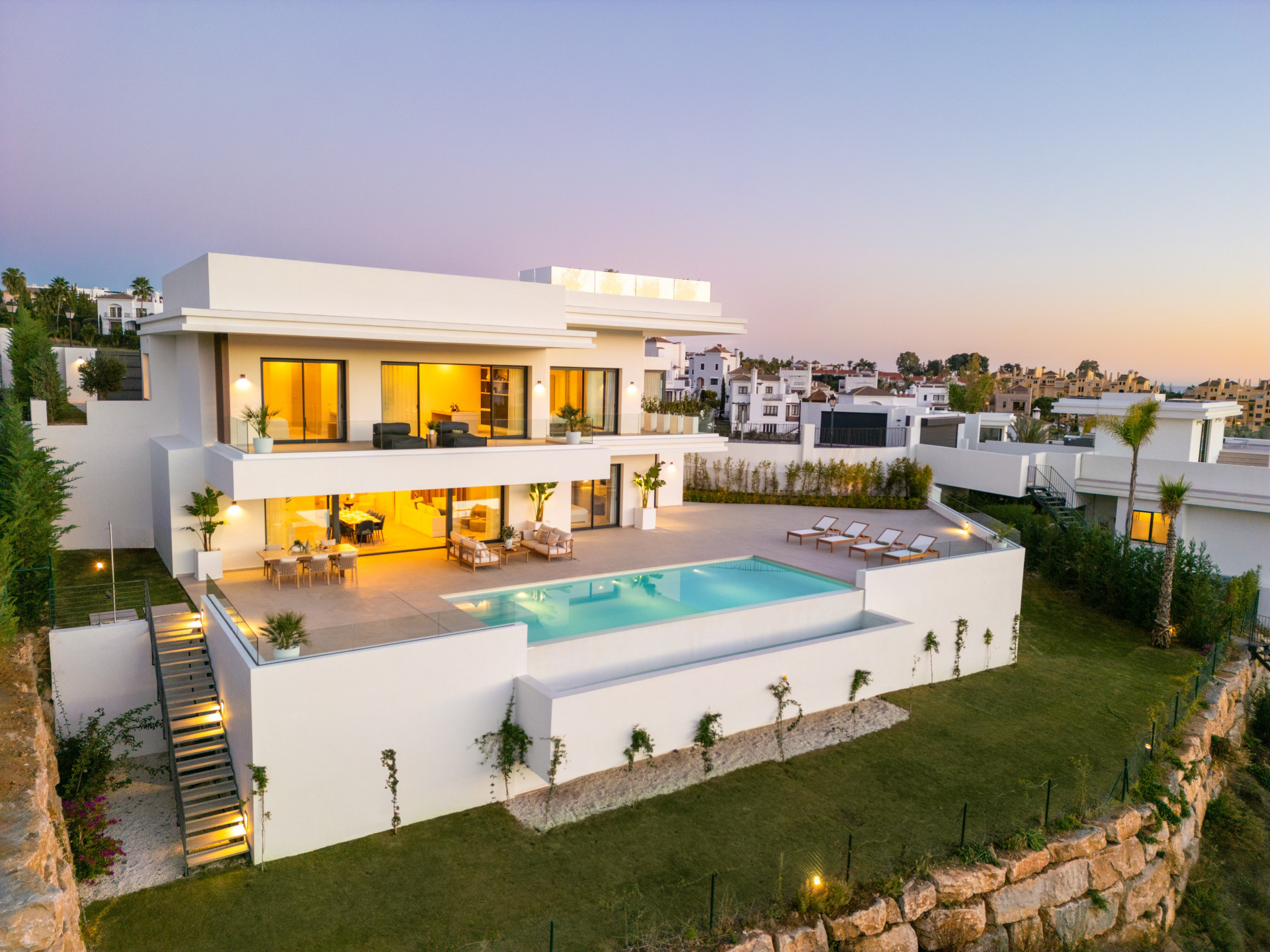 5 Bed, 5 Bath, HouseFor Sale, Estepona, Malaga