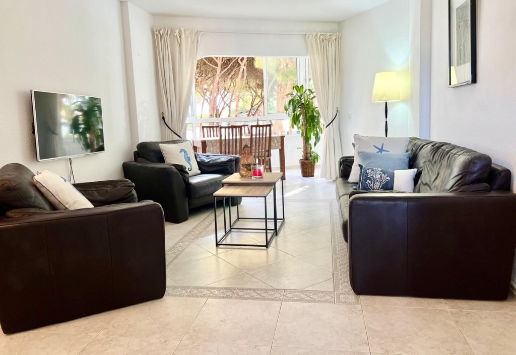 1 Bed, 1 Bath, ApartmentFor Sale, Calahonda, Malaga