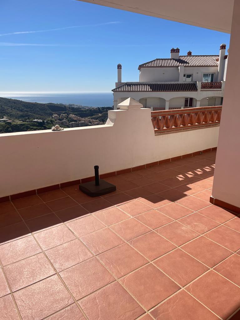 2 Bed, 2 Bath, ApartmentFor Sale, Calahonda, Malaga