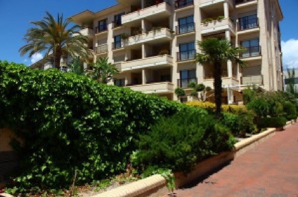 2 Bed, 1 Bath, ApartmentFor Sale, Albir, Alicante